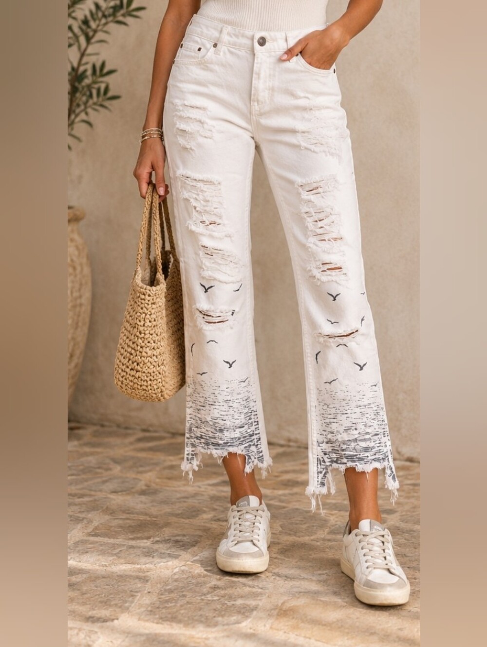 Liu Jo "Bottom Up" distressed white denim jeans